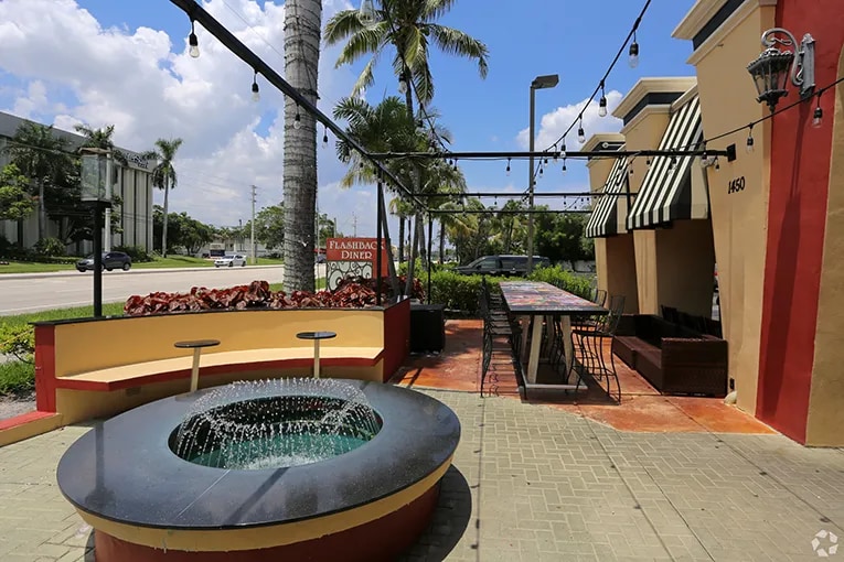 Flashback Diner outdoor seating and entrance