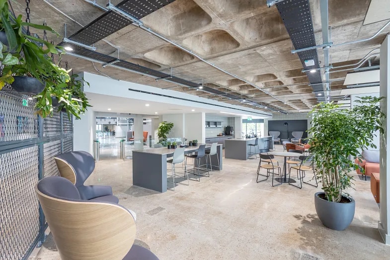 Interior view of an office's kitchen area (CoStar)